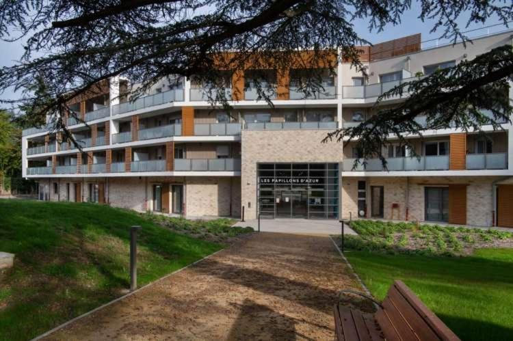 Domitys - Le Chateau De La Pilule Saint-Quentin  Exterior foto